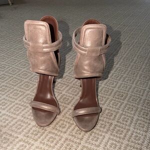 Intropia metallic heels size 7